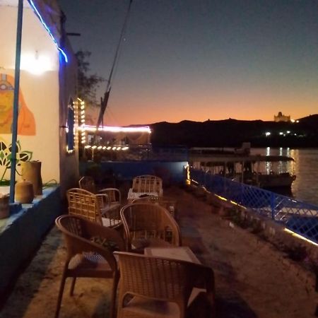 Hooly Nubian Hotel Aswan Bagian luar foto