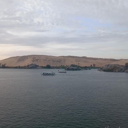 Hooly Nubian Hotel Aswan Bagian luar foto