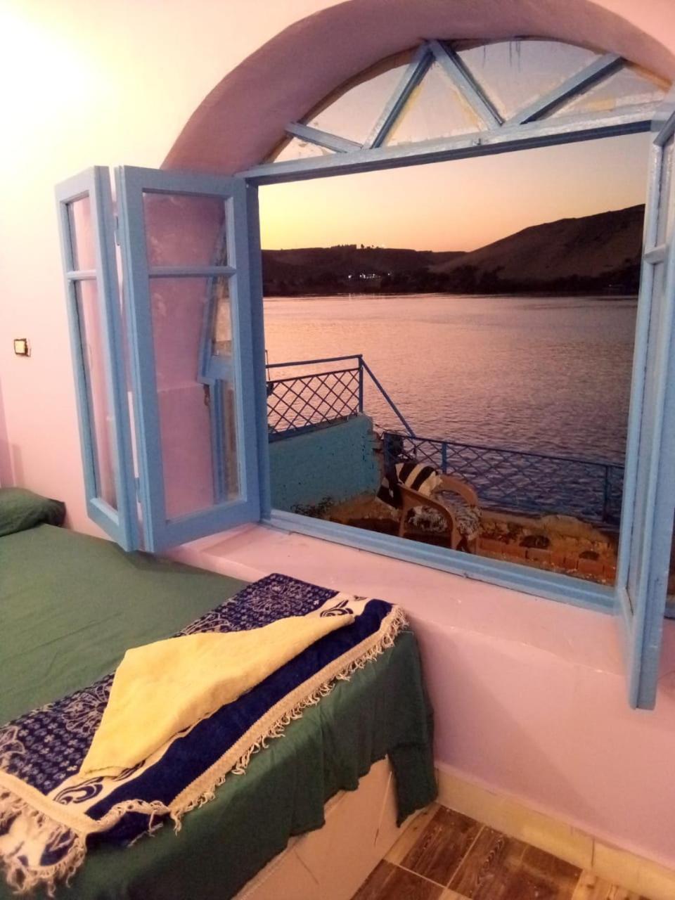 Hooly Nubian Hotel Aswan Bagian luar foto