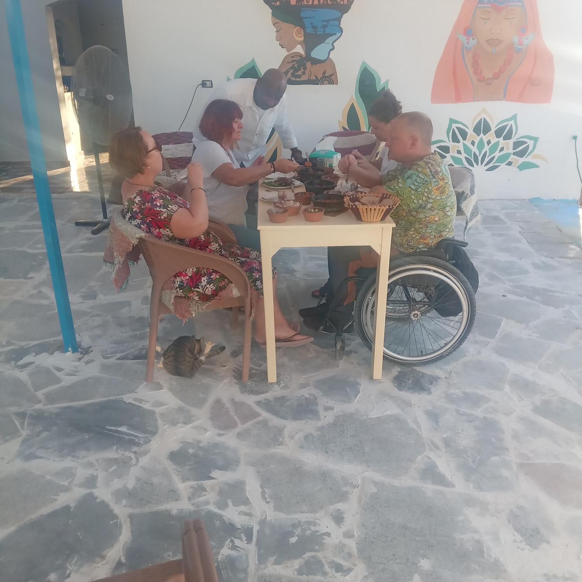 Hooly Nubian Hotel Aswan Bagian luar foto