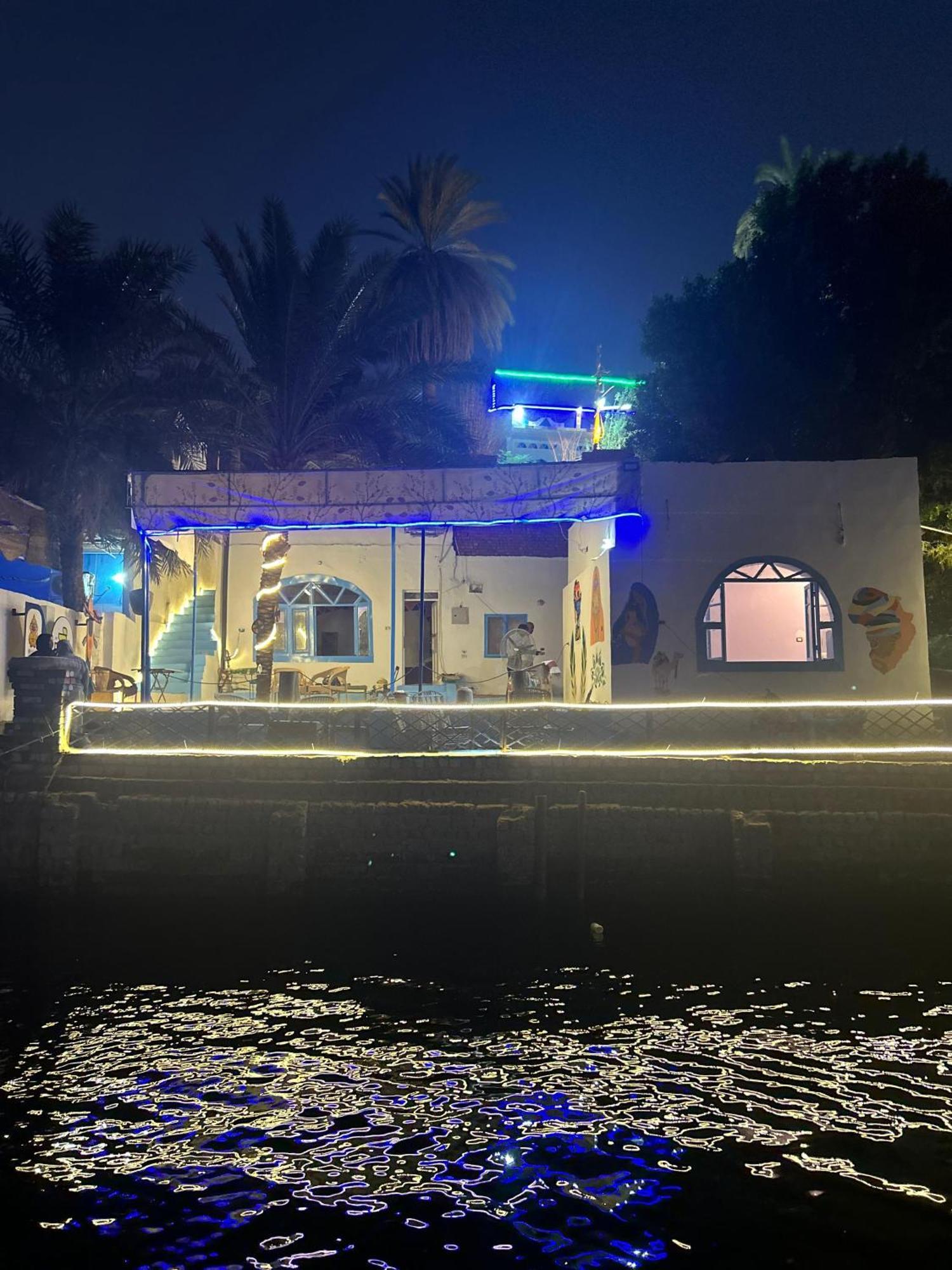 Hooly Nubian Hotel Aswan Bagian luar foto